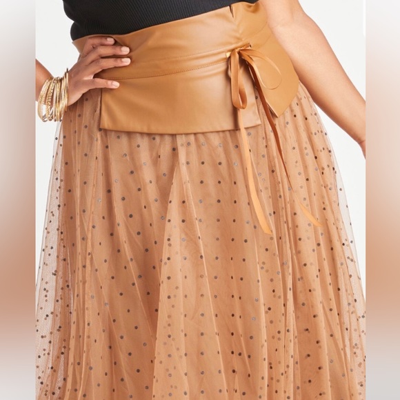 Brand New Polka Midi/ Maxi Skirt 22/24 & 26/28 - Picture 2 of 16